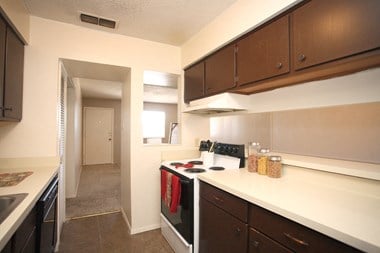 2800 South 25Th St. Studio-3 Beds Apartment for Rent Photo Gallery 1